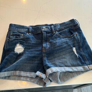 Old navy size 8 mid rise boyfriend shorts